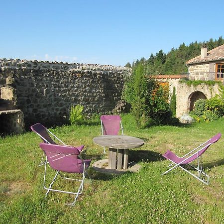 Le Petit Rias Gite Soleil Saint Maurice en Chalencon ภายนอก รูปภาพ